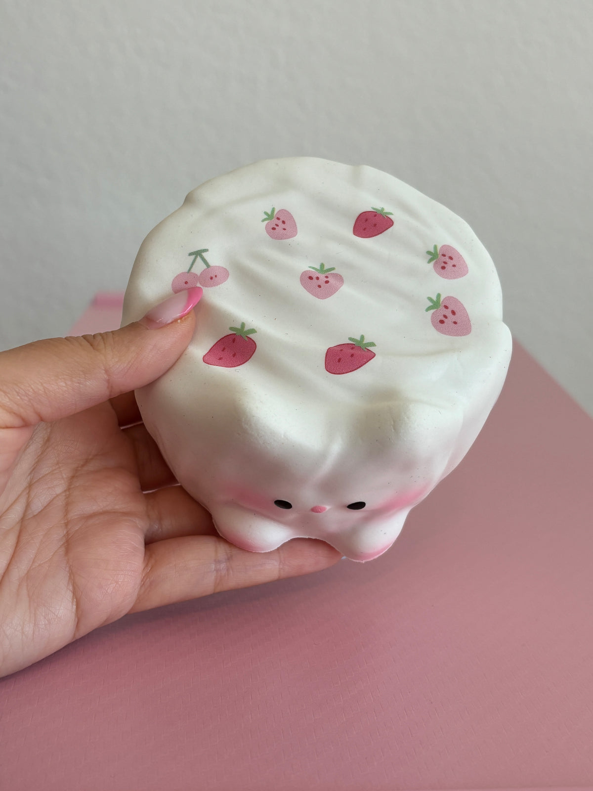 Lei Lei Pink Yogurt Cat Squishy