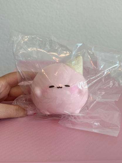 Nunu Sweet Cone Dumpling Squishy